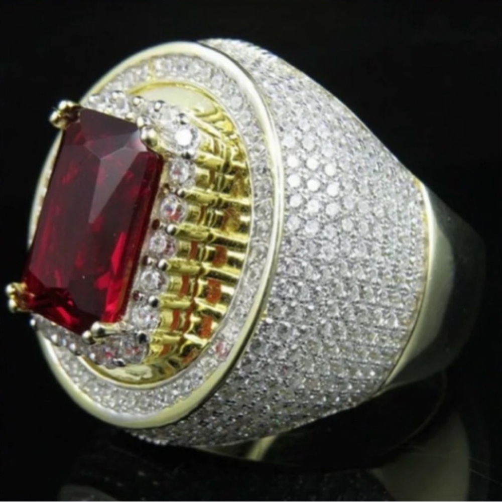 💎💎Emerald Cut Simulated Ruby Gold Ring